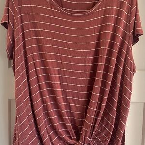 Nine Britton Size 2x Maroon and White Striped Knot Tee